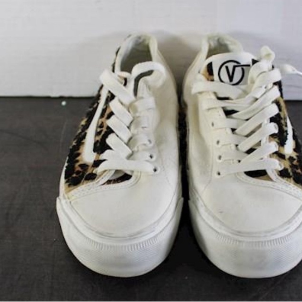 Vans cheetah shoe